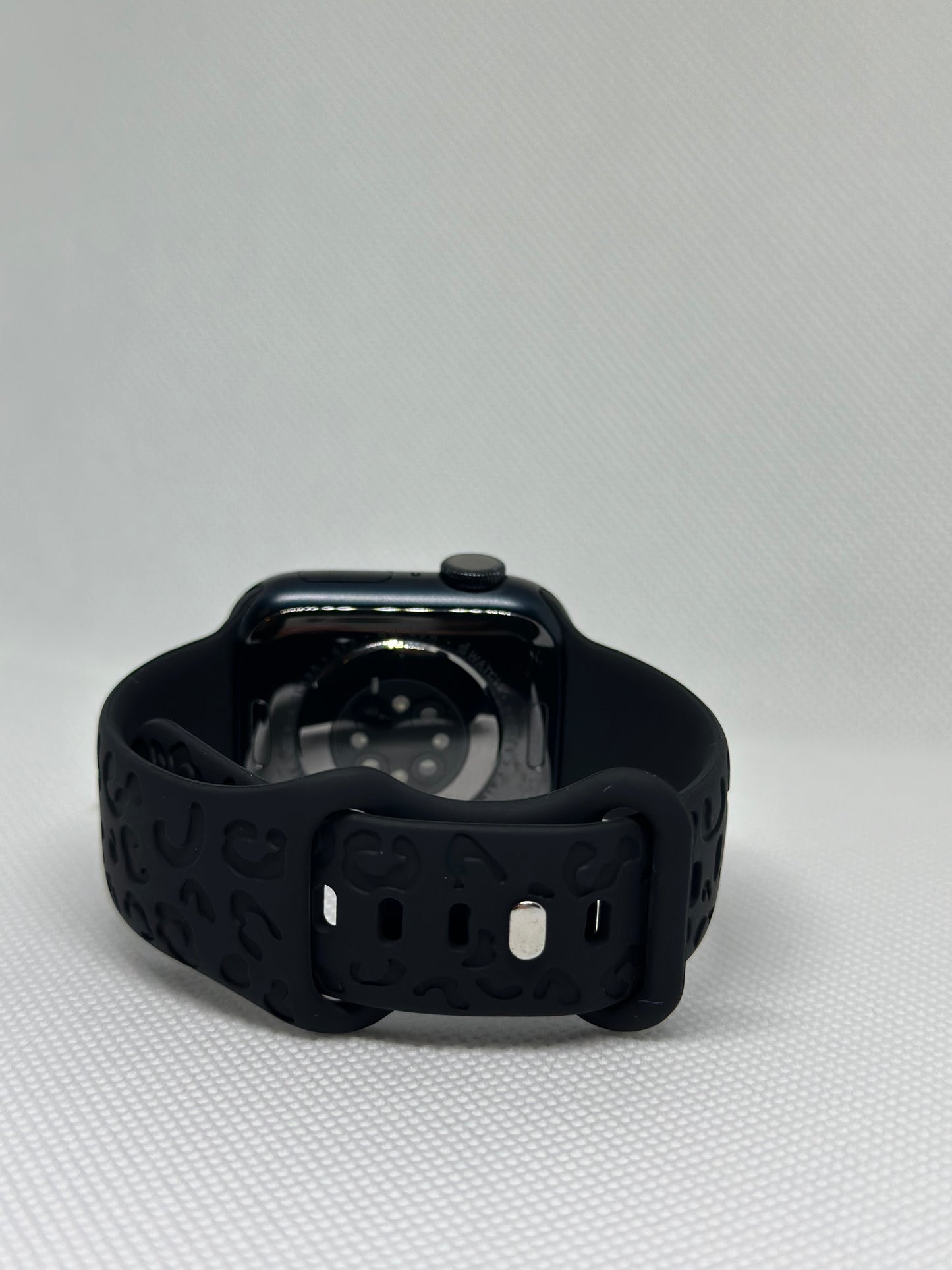 Leopardi Silikoninen Apple Watch ranneke - Musta - 38|40|41mm 42|44|45|49mm Ranneke