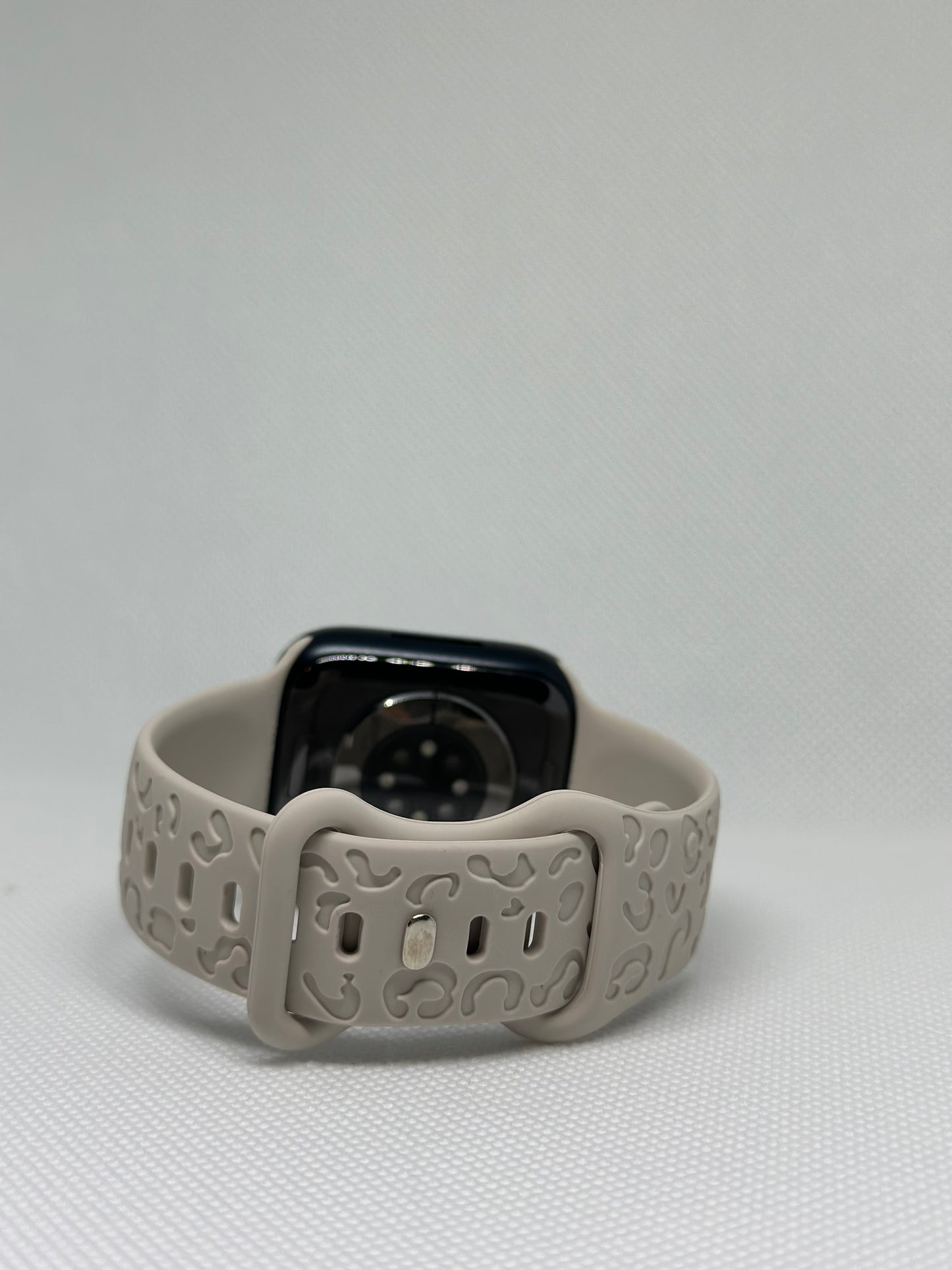 Leopardi Silikoninen Apple Watch ranneke - Beige - 38|40|41mm 42|44|45|49mm Ranneke